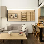 Modern Urban Loft Next To Center - By Nuvia Domus Thessaloniki
